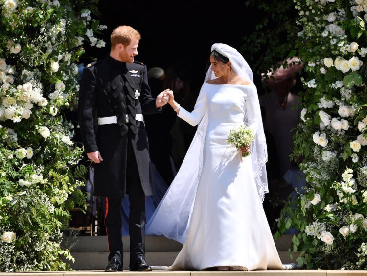 20 снимков о том, как выглядят королевские свадебные платья в разных странах мира 